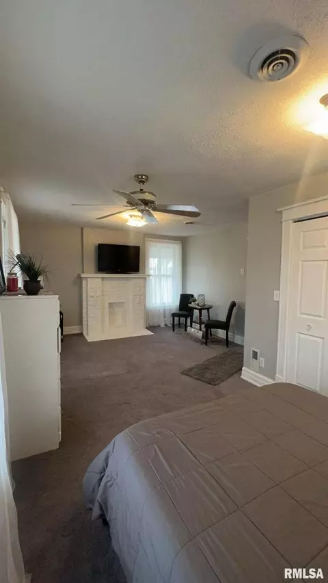 308 W Cherry Ave, Christopher, IL 62822 photo 31