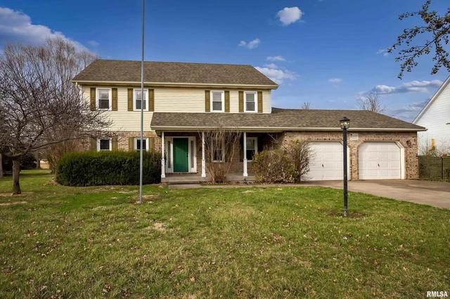 818 Cottonwood Ln, Carterville, IL 62918