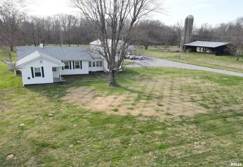 2539 E County Road 1475 Rd, Grayville, IL 62844