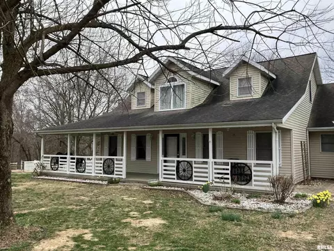 3 Wiley Rd, Murphysboro, IL 62966