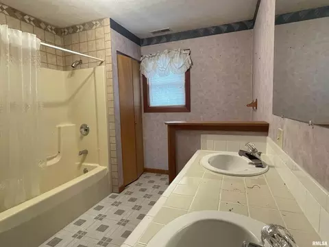 3 Wiley Rd, Murphysboro, IL 62966 photo 15