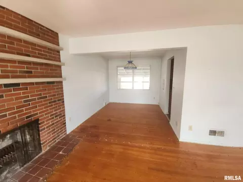 4 Sunset Dr, Mount Vernon, IL 62864 photo 4
