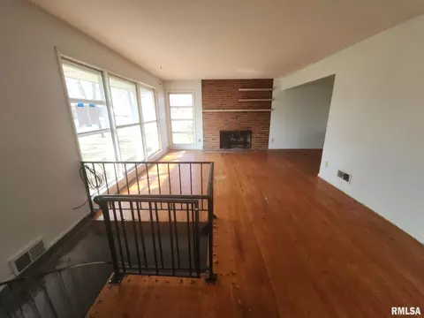 4 Sunset Dr, Mount Vernon, IL 62864 photo 7