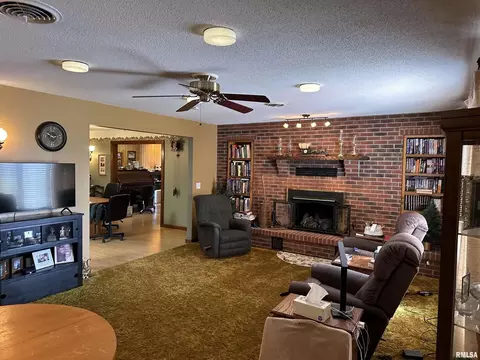 348 Maple Spring Rd, Murphysboro, IL 62966 photo 9