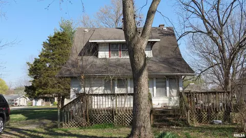 731 E Main St, Du Quoin, IL 62832 photo 3
