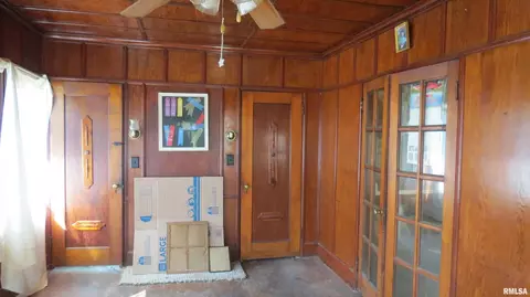 731 E Main St, Du Quoin, IL 62832 photo 6