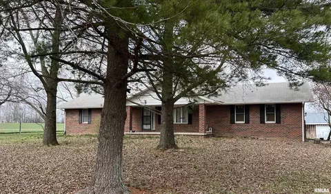 1917 Ava Rd, Murphysboro, IL 62966