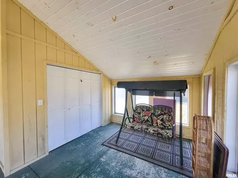 616 S Mill St, Flora, IL 62839 photo 41