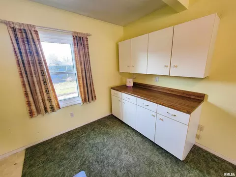 616 S Mill St, Flora, IL 62839 photo 29