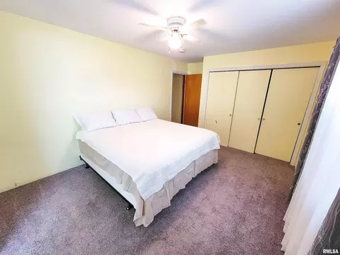 616 S Mill St, Flora, IL 62839 photo 45