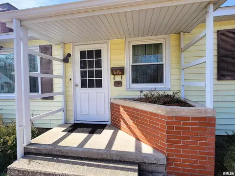 616 S Mill St, Flora, IL 62839 photo 5