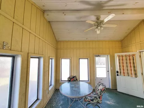 616 S Mill St, Flora, IL 62839 photo 39