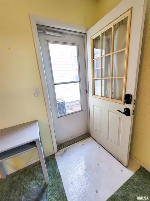 616 S Mill St, Flora, IL 62839 photo 31