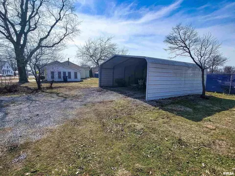 616 S Mill St, Flora, IL 62839 photo 78