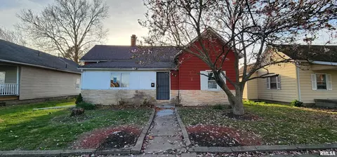 609 S 16th St, Herrin, IL 62948 photo 2
