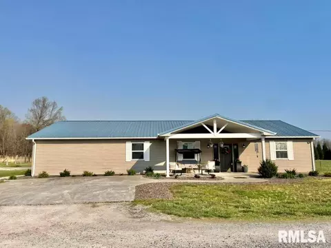110 Christian Ln, Metropolis, IL 62960