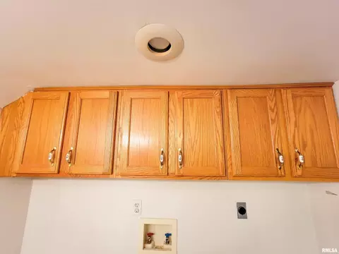 911 N State Rd, Flora, IL 62839 photo 39