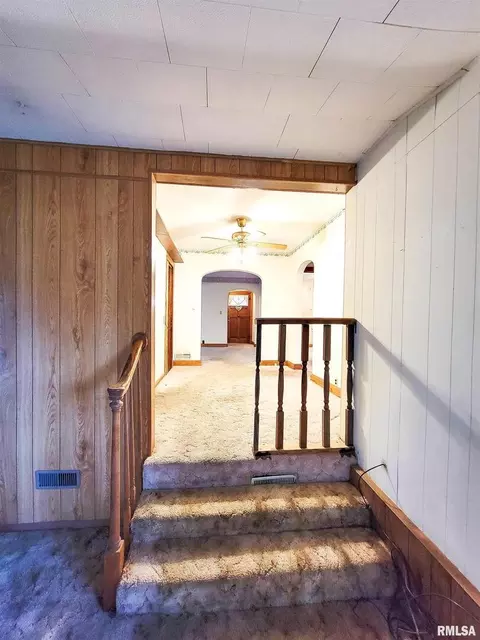 911 N State Rd, Flora, IL 62839 photo 17
