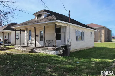 612 S Logan St, Carbondale, IL 62901