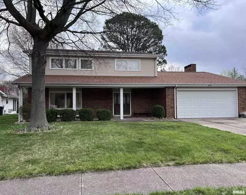 609 S Terrace Dr, Carbondale, IL 62901
