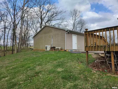 9518 E Webb Rd, Mount Vernon, IL 62864 photo 9