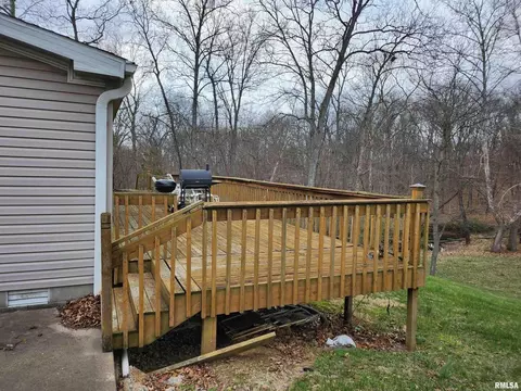 9518 E Webb Rd, Mount Vernon, IL 62864 photo 16