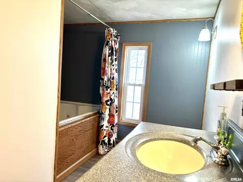 291 S Main St, Hoyleton, IL 62803 photo 11