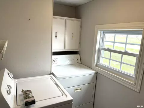 291 S Main St, Hoyleton, IL 62803 photo 16