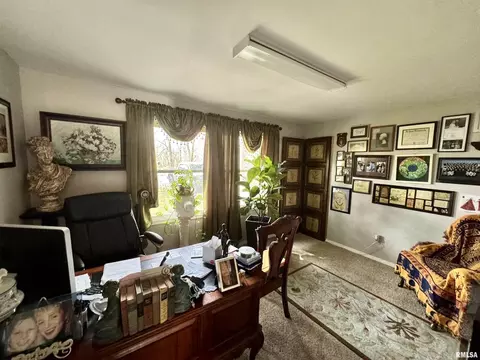 400 E Ash St, Cobden, IL 62920 photo 9