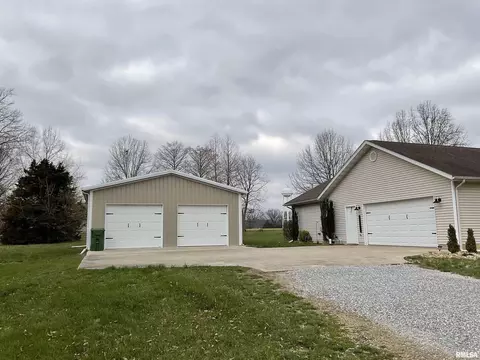 17543 N Old Salem Rd, Mount Vernon, IL 62864 photo 3