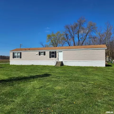 204 N West St, Keenes, IL 62851