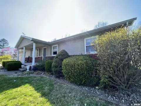 12983 Prosperity Rd, Marion, IL 62959