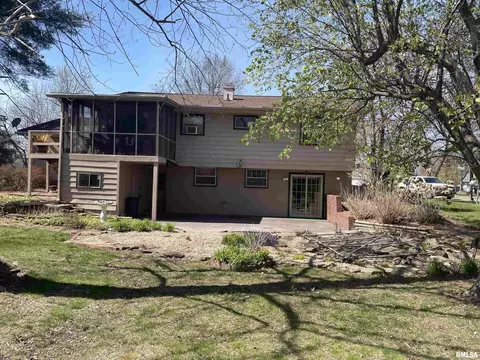207 Lingale St, Marion, IL 62959 photo 6