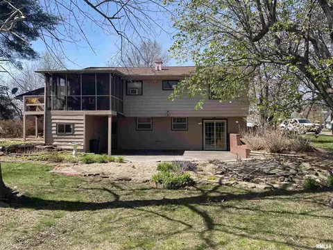 207 Lingale St, Marion, IL 62959 photo 5