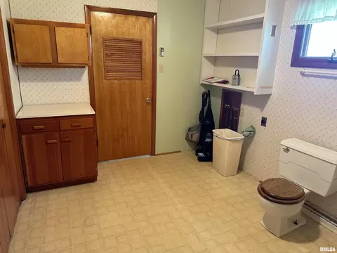 9162 Bennett Rd, Benton, IL 62812 photo 23