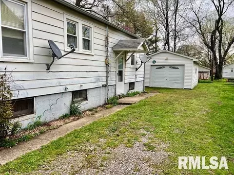 613 N Beech, Centralia, IL 62801 photo 2