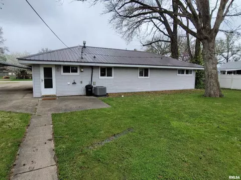 206 E Jennings St, Salem, IL 62881 photo 25
