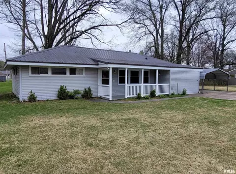 206 E Jennings St, Salem, IL 62881 photo 1