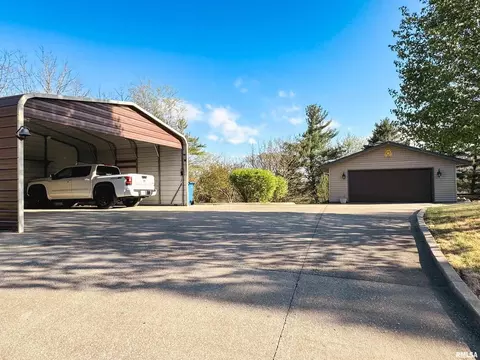 322 E Poplar St, Cobden, IL 62920 photo 25
