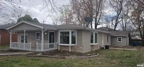 210 Springfield Ave, Anna, IL 62906 photo 4