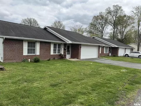401 S Eisenhower, Marion, IL 62959