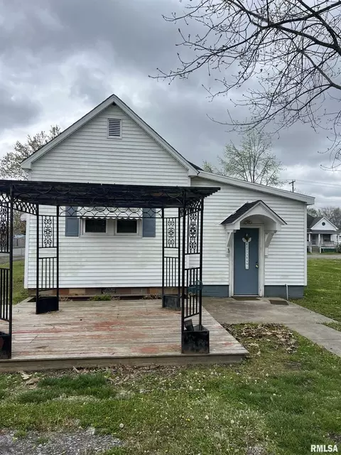 401 W Sylvester Ave, Christopher, IL 62822 photo 18