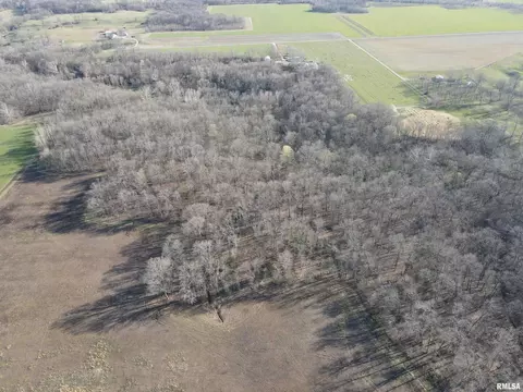 000 E 400th Ave, Mason, IL 62443