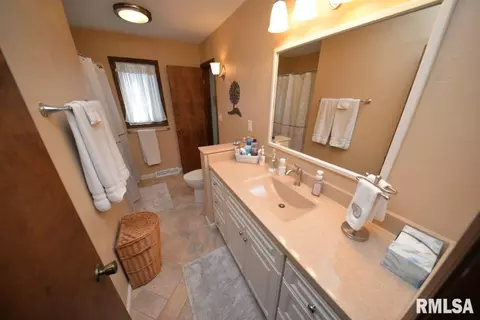 15667 E Windsong Rd, Mount Vernon, IL 62864 photo 33
