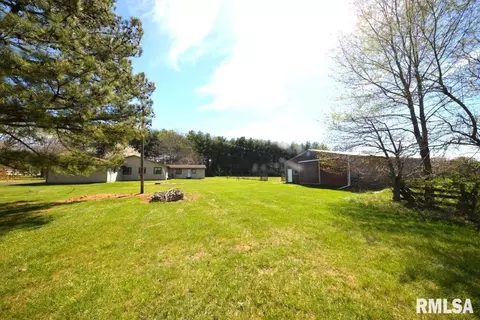 15667 E Windsong Rd, Mount Vernon, IL 62864 photo 12