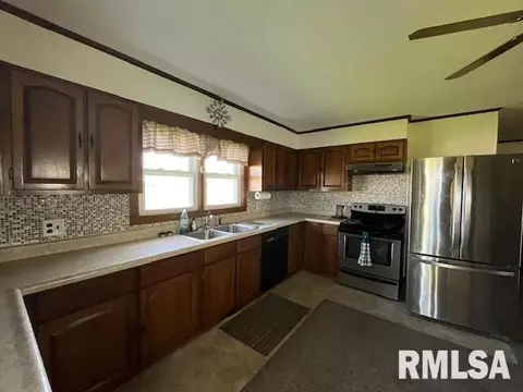 16906 Stahlhut Rd, Marion, IL 62959 photo 14