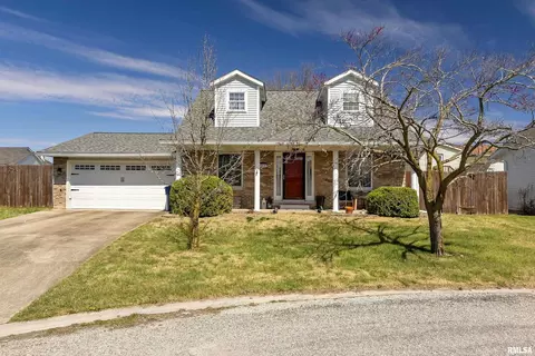202 Plum Ln, New Baden, IL 62265