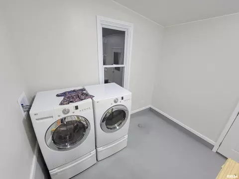 427 E 4th St, Flora, IL 62839 photo 66