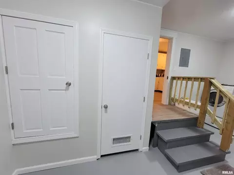427 E 4th St, Flora, IL 62839 photo 67