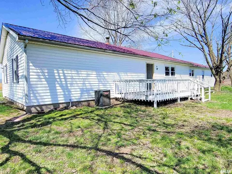 5664 Ginger Rd, Flora, IL 62839 photo 3